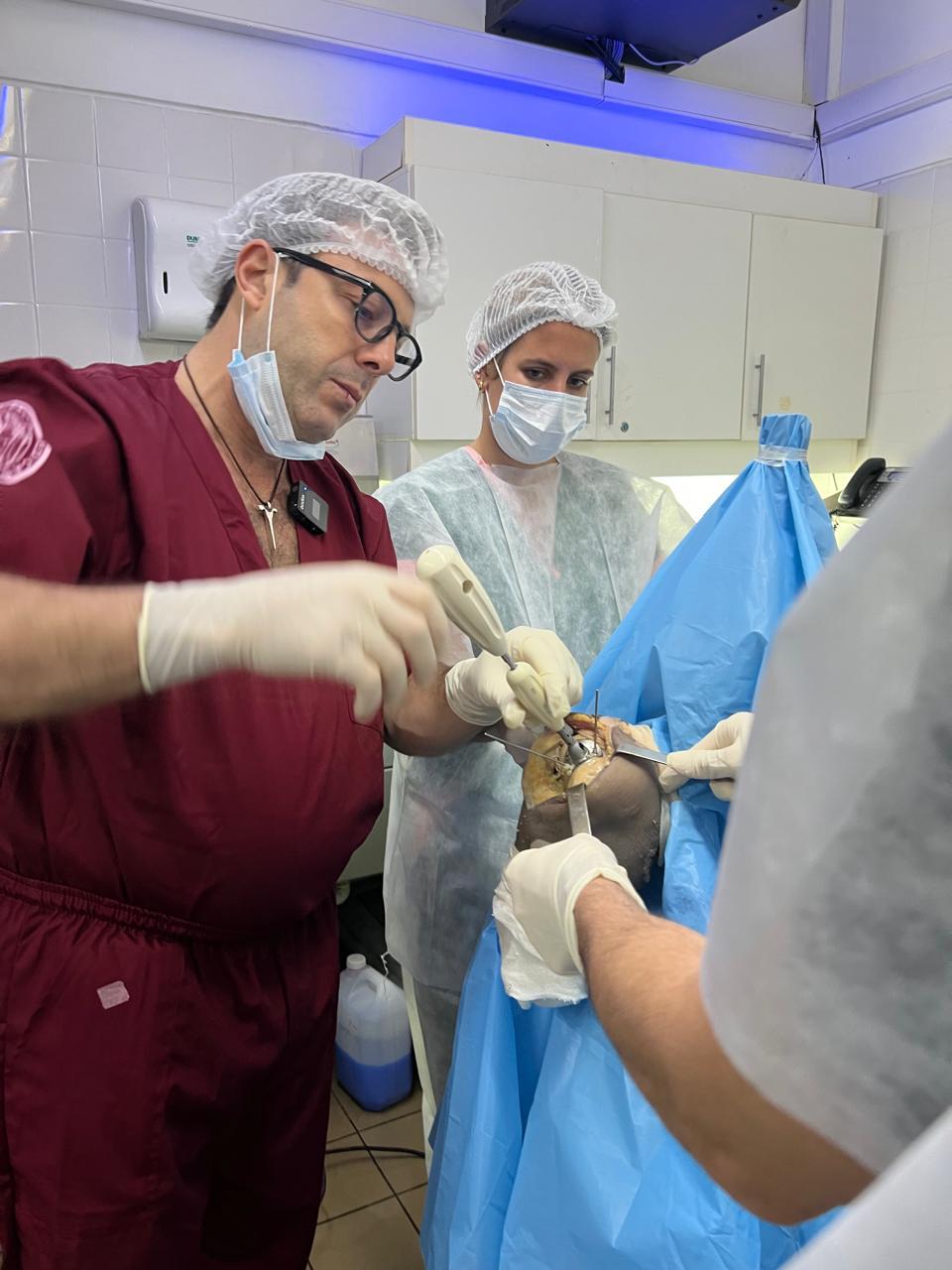 Cirugía Master PF WAVE en ROCKS2024